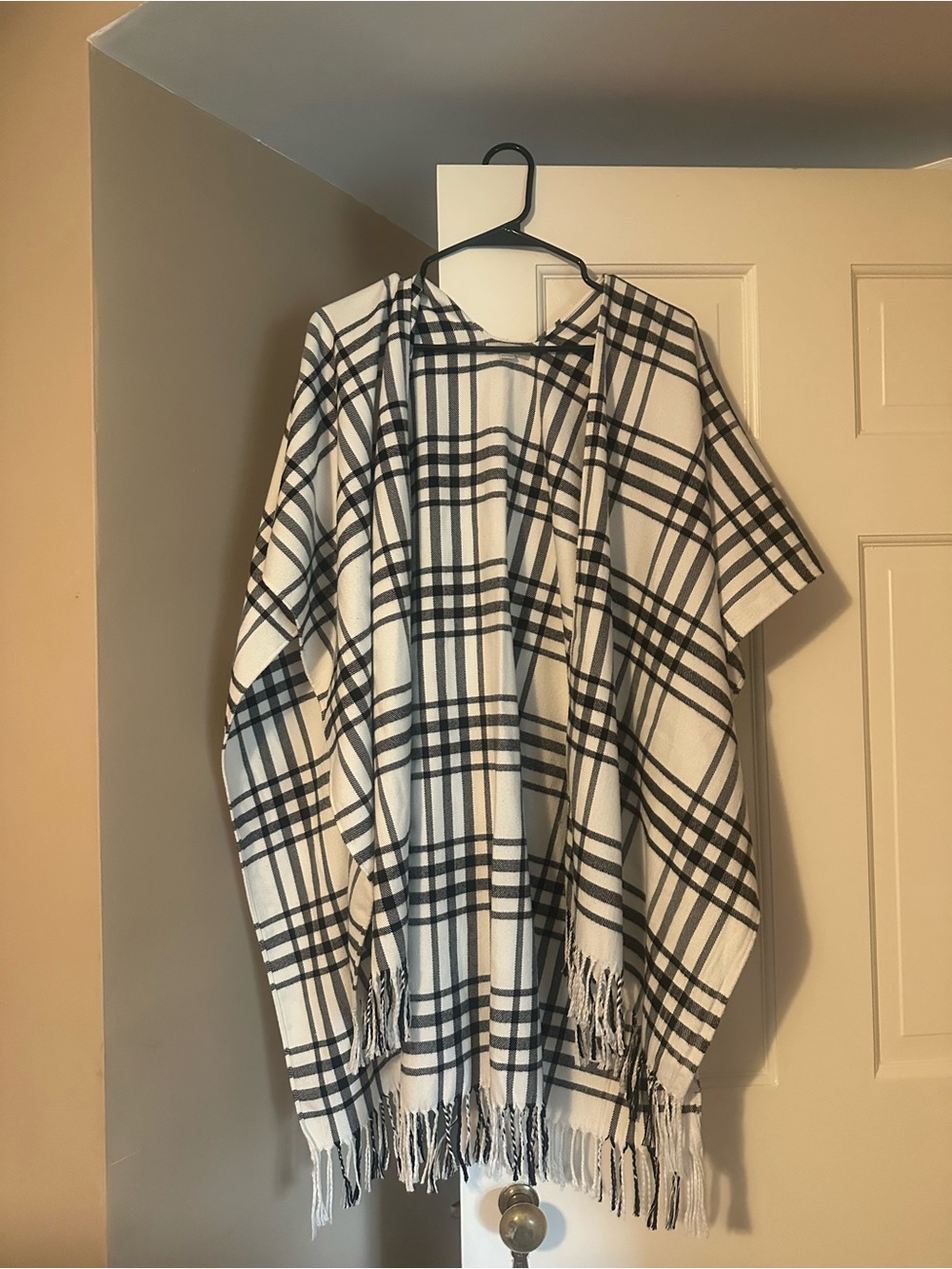 LOFT Black and White Plaid Fringe Poncho Shrug